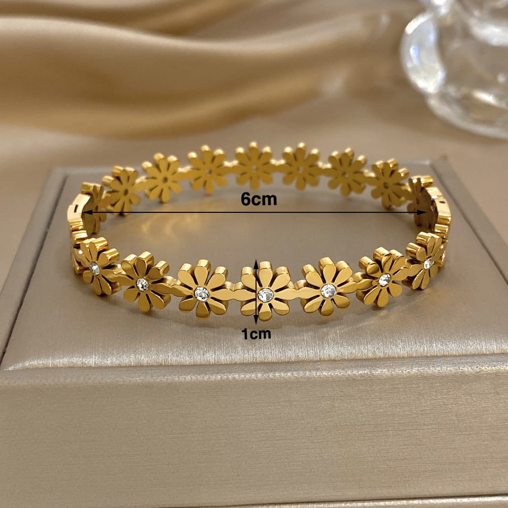 Dainty Gold Flower Bangle Bracelet - Sparkling Daisy Charm Bracelet | Durable Stainless Steel Jewelry for Everyday Wear