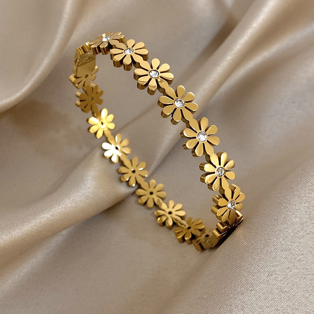 Dainty Gold Flower Bangle Bracelet - Sparkling Daisy Charm Bracelet | Durable Stainless Steel Jewelry for Everyday Wear