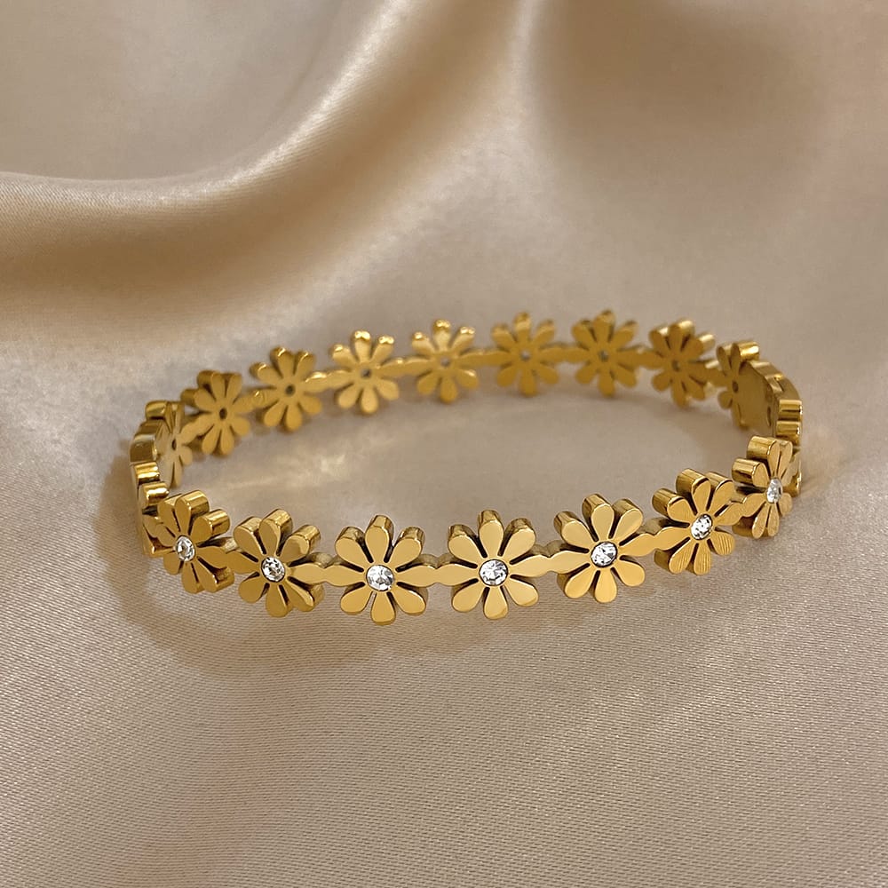 Dainty Gold Flower Bangle Bracelet - Sparkling Daisy Charm Bracelet | Durable Stainless Steel Jewelry for Everyday Wear