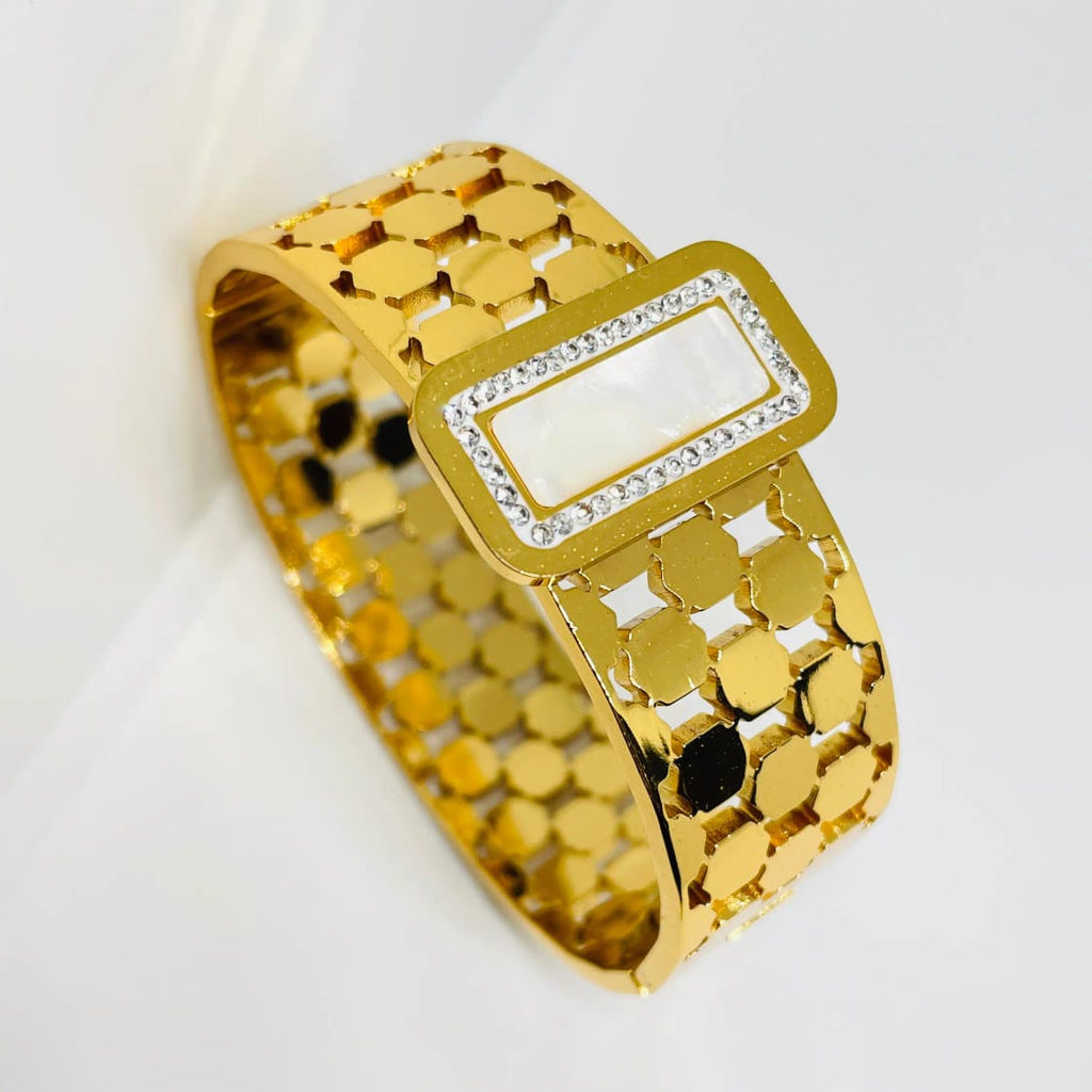 Luxury Gold-Plated Honeycomb Bangle Bracelet | Mother of Pearl & Crystal Buckle | Durable Stainless Steel Jewelry for Everyday Wear