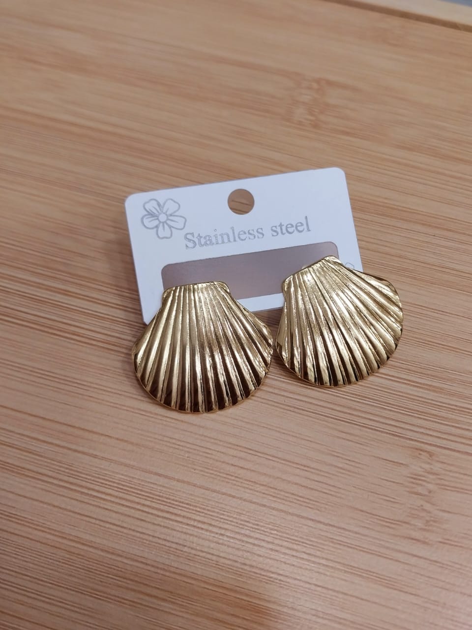 Ribbed Heart Shell Studs: Gold Ribbed Heart Shell Stud Earrings | Tarnish-Proof Stainless Steel Statement Jewelry