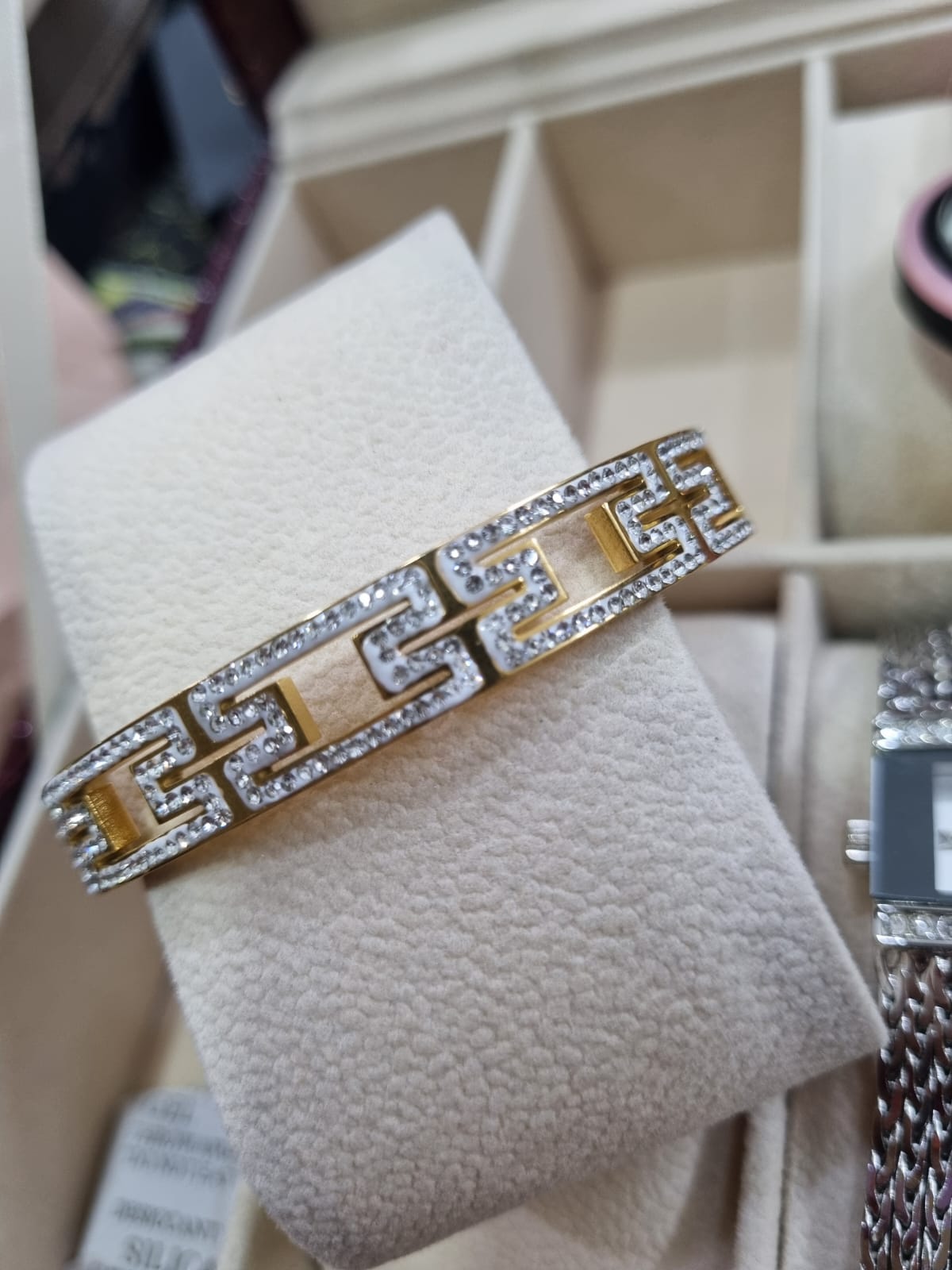 Luxury Greek Key Meander Diamond-Cut Gold Plated Bangle Bracelet - Durable & Everyday Wear