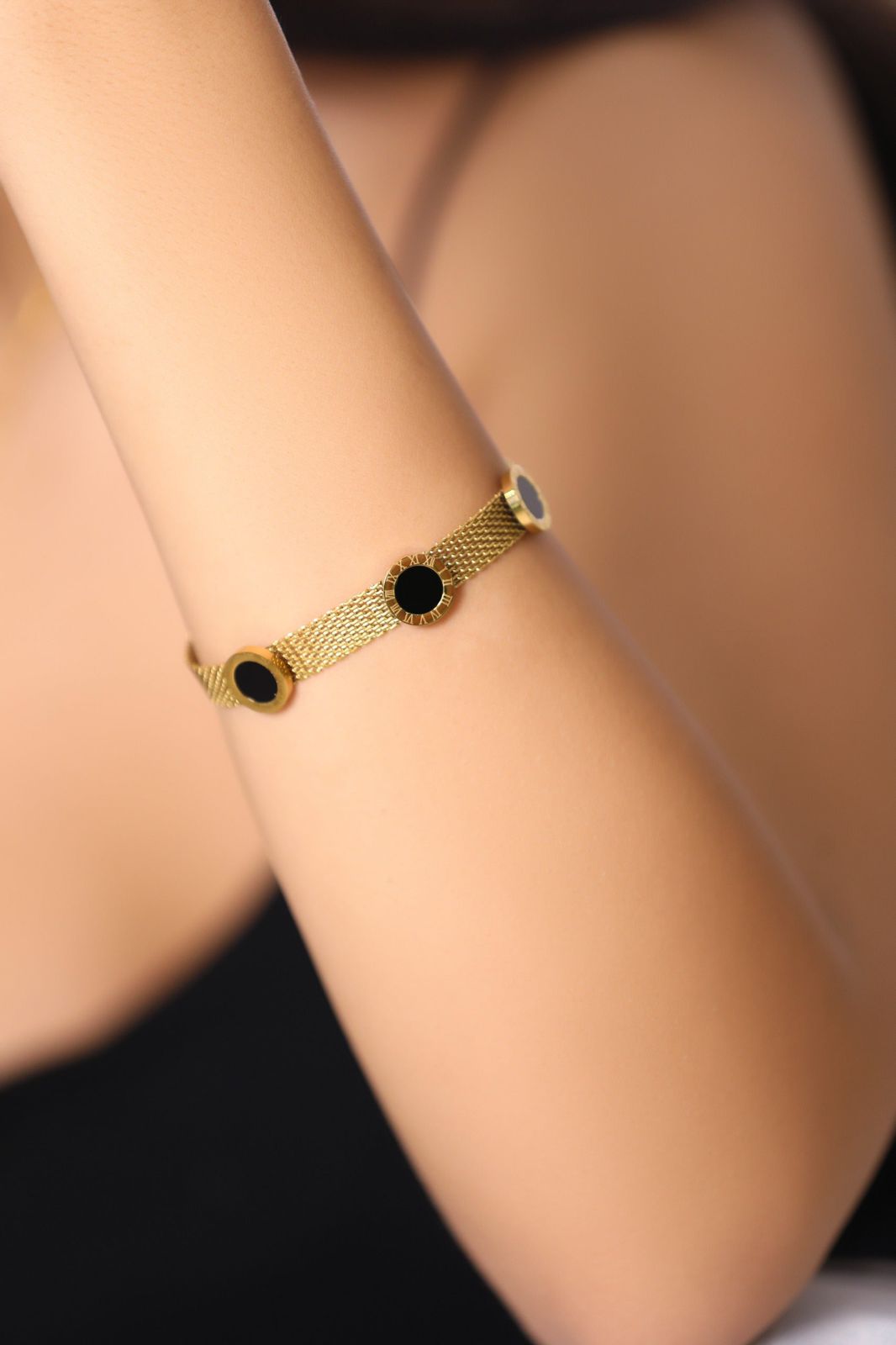 Roman Numeral Gold Mesh Bracelet